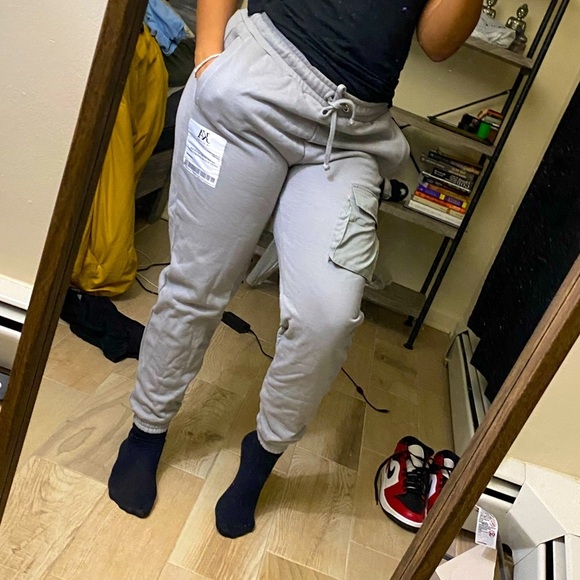 NWT tracksuit sweatpants - Picture 4 of 6